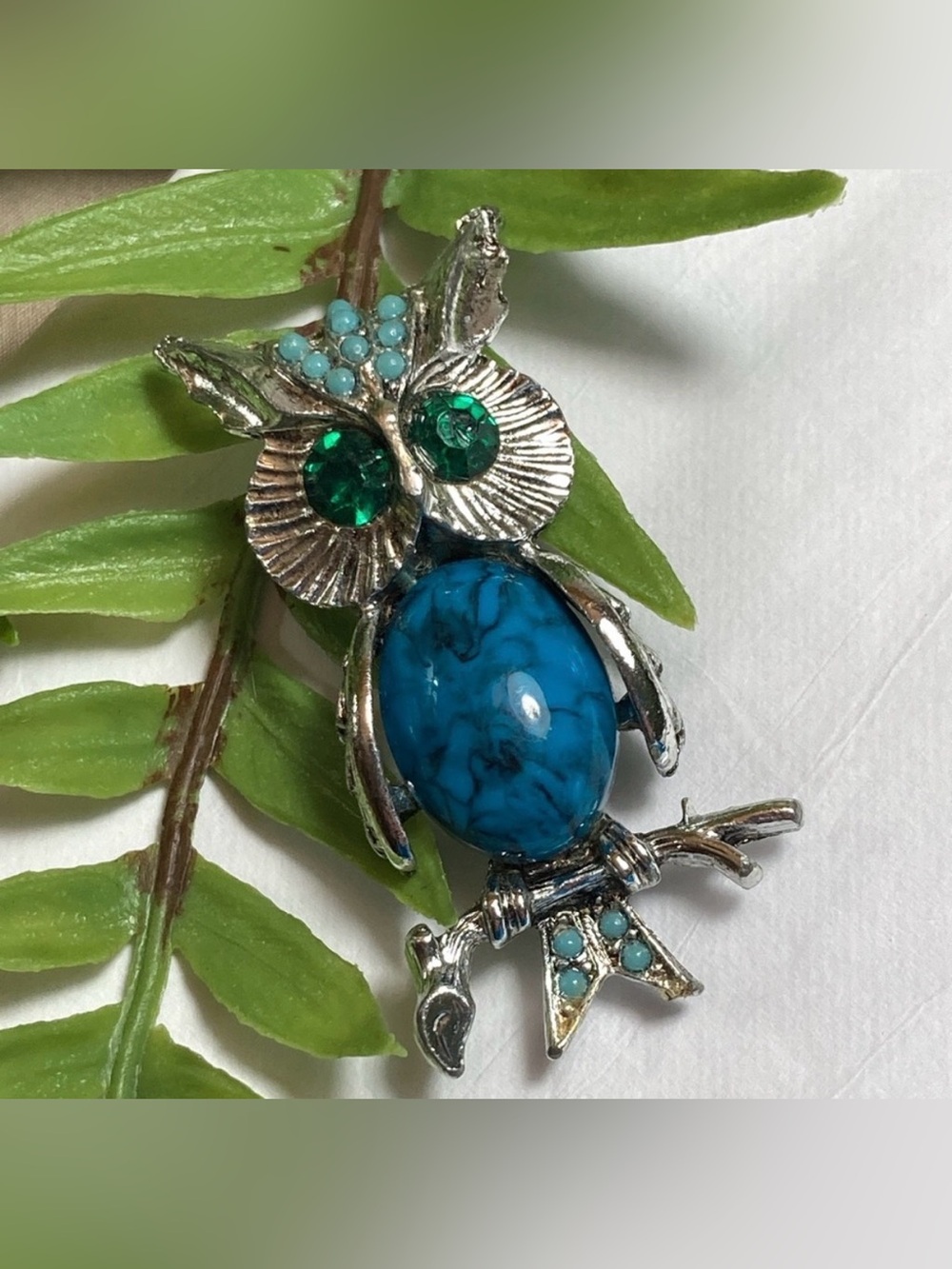 💚 3/$30 Vintage Faux Turquoise Owl Brooch Silver Tone Rhinestone Pin